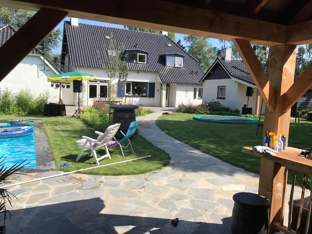 Bed & Breakfast De Zandhoef Eersel Bagian luar foto